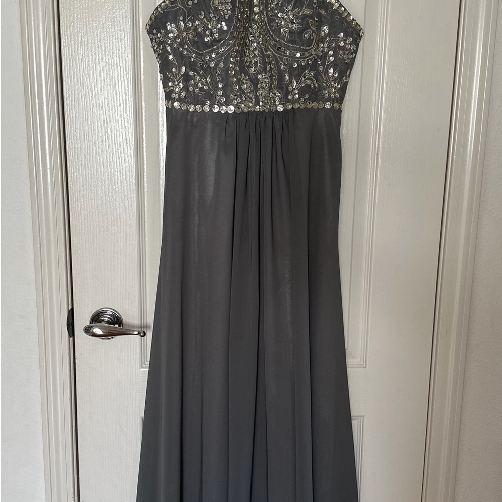 Prom Dress - Picture 3 of 12